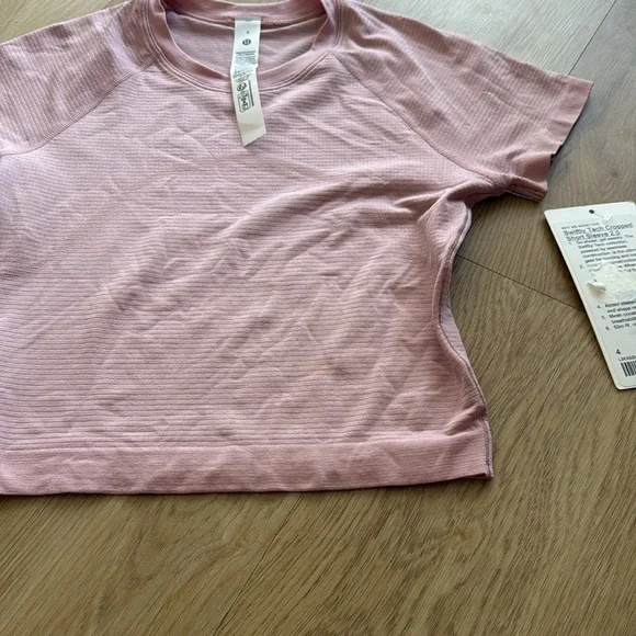 NEW lululemon swiftly tech cropped 4 - Picture 3 of 4